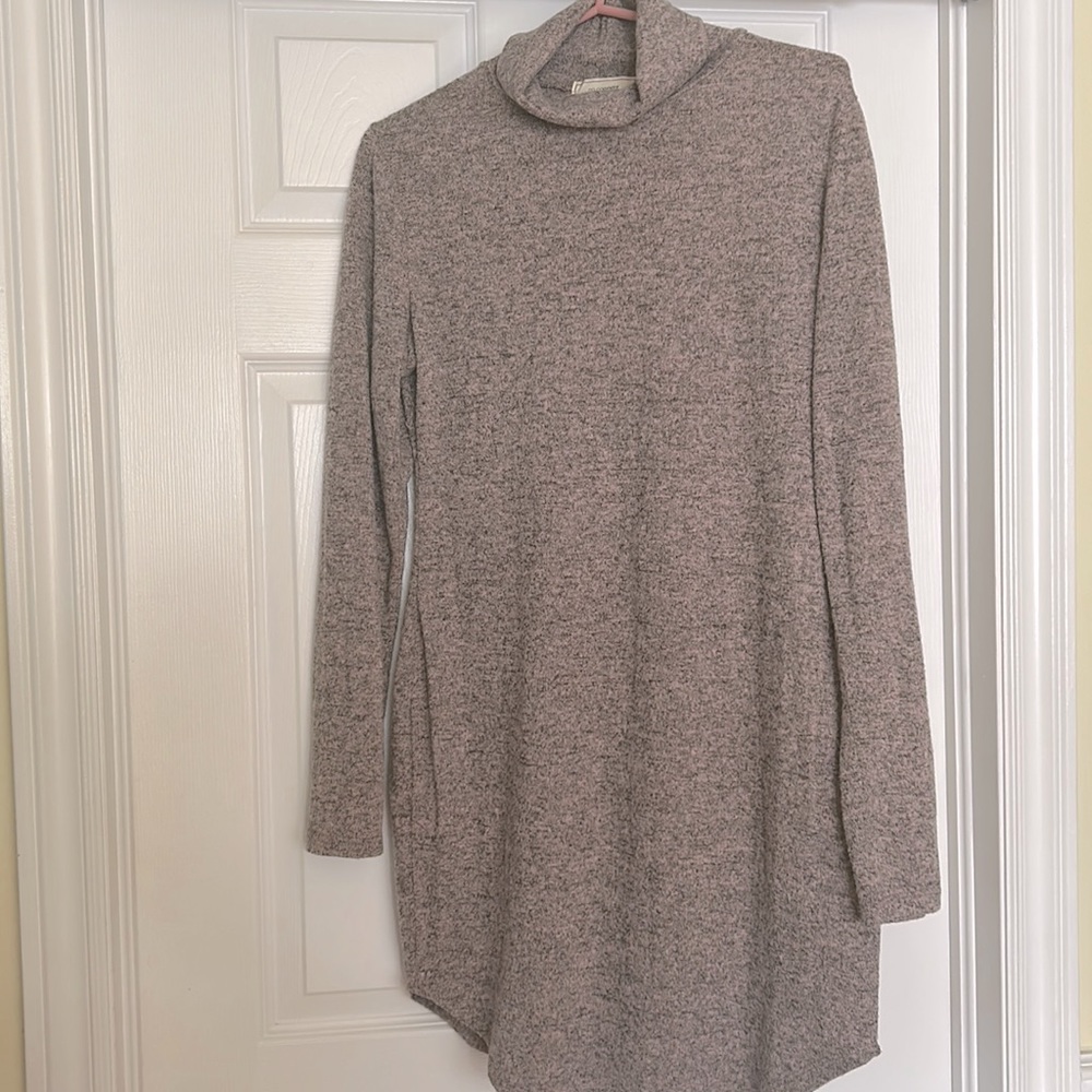 Turtleneck knit dress - Size Large